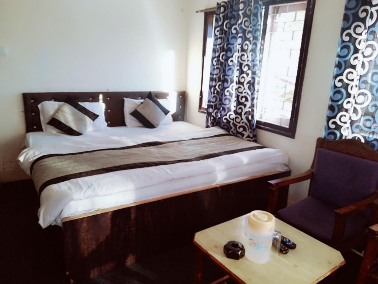 Goroomgo Luxury Stay Mall Road Найнитал Экстерьер фото